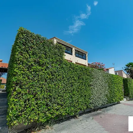 Апартаменты T2 Avec Terrasse Vue Sur Le Port - St-cyprien Сен-Сиприен