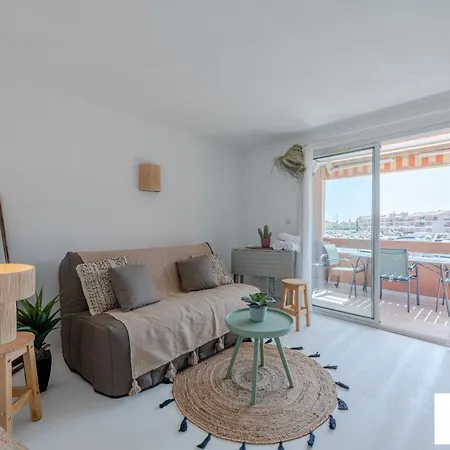 Apartment L'athlantis - Cosy With Terrace And Parking