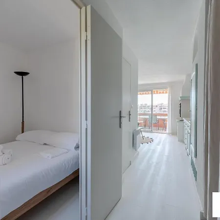 L'athlantis - Cosy With Terrace And Parking Apartment Saint-Cyprien (Pyrenees-Orientales)