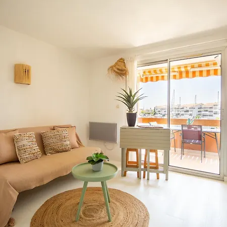 Apartment T2 Avec Terrasse Vue Sur Le Port - St-cyprien *
